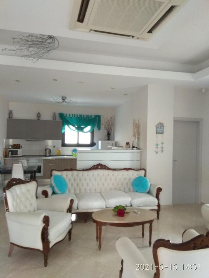 Irenes Apartment Kallithea  Exterior photo